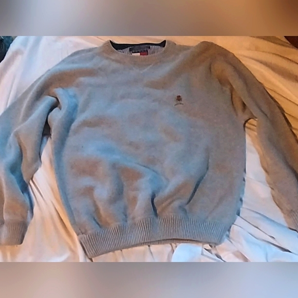 Tommy Hilfiger Other - VINTAGE TOMMY HILFIGER MENS HEATHER GRAY IN A SIZE LARGE 100% cotton